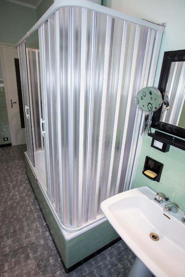 Spezia Apartment ตูริน ภายนอก รูปภาพ